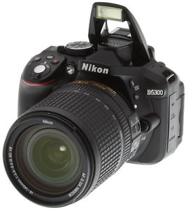 Nikon D5300 Kit + AF S 18 140mm ED VR+UV dwweu
