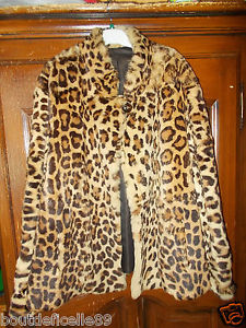 Manteau court de fourrure veritable renard delevage motif leopard T 54
