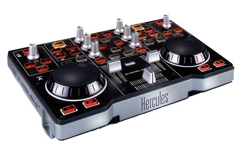 Avis clients pour le produit Table de mixage Hercules DJ CONTROL MP3