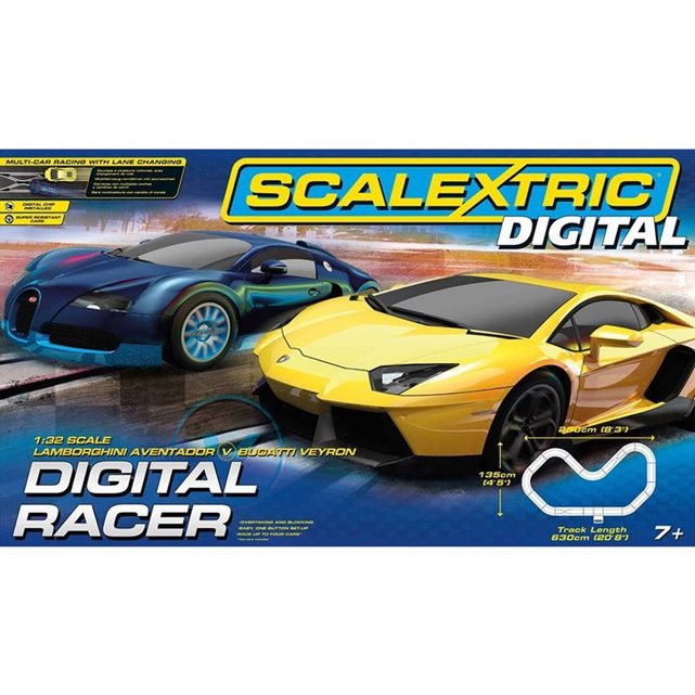 Circuit de voitures échelle 1/32 : Coffret Digital Racer SCALEXTRIC