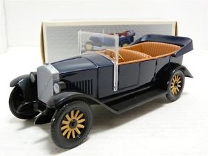 Stahlberg 1/20 1927 Volvo Jakob Plastic Model Toy Car